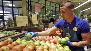 gdp涨了可是货币也贬值了_数字货币图片(3)